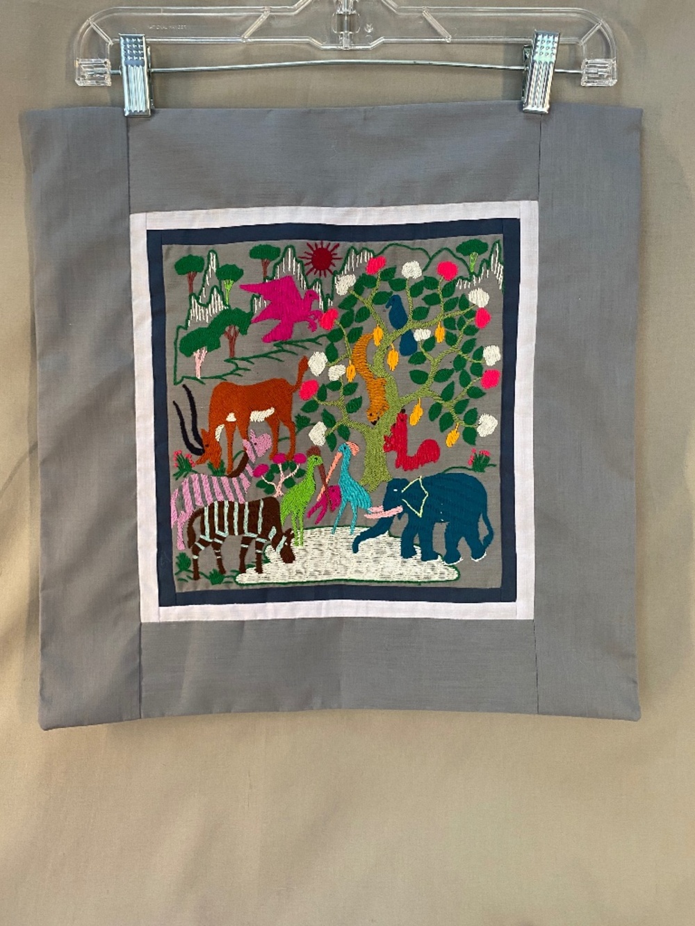 Decorative pillow cases with stitched animal scene for a child's room (new)